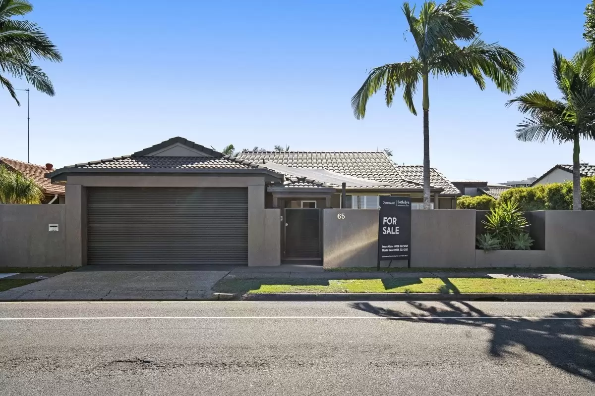 65 Crombie Avenue, Bundall Sold by Queensland Sotheby's International Realty - image 1