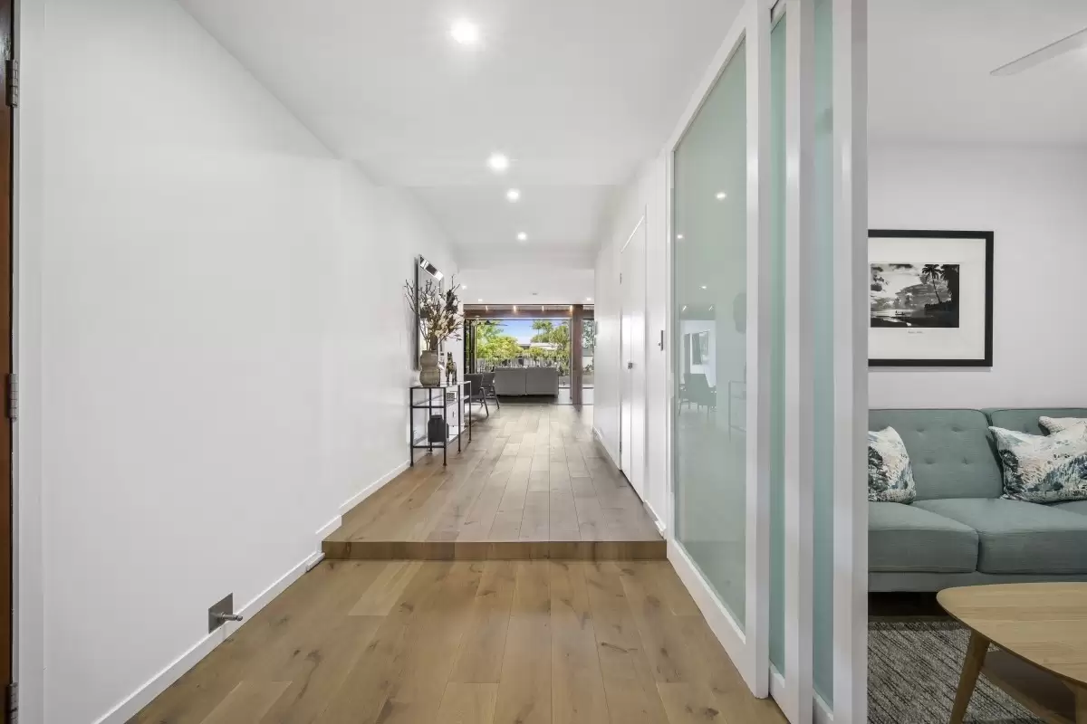 30 Saywell Street, Sorrento Sold by Queensland Sotheby's International Realty - image 1