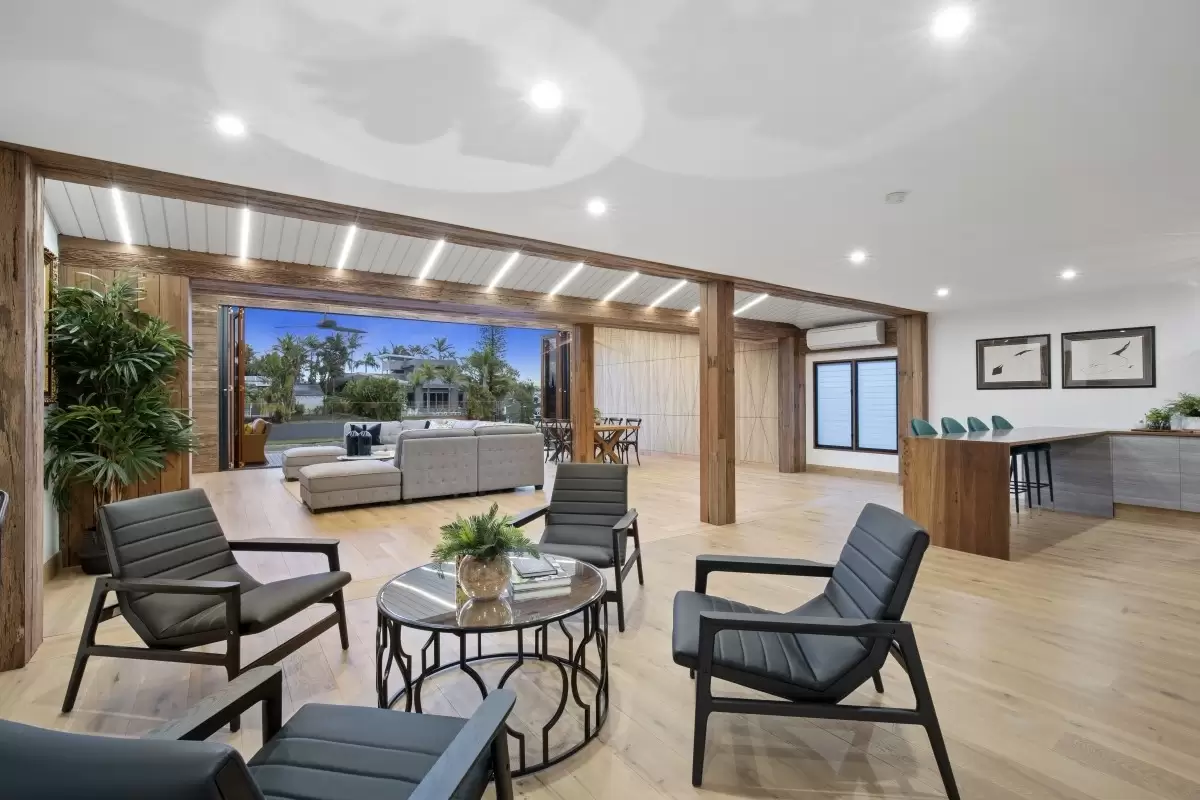 30 Saywell Street, Sorrento Sold by Queensland Sotheby's International Realty - image 1