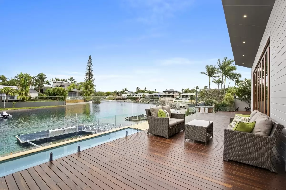 30 Saywell Street, Sorrento Sold by Queensland Sotheby's International Realty - image 1