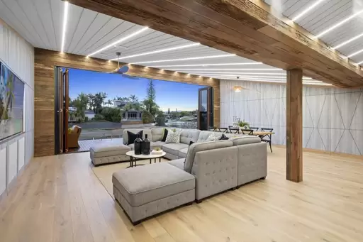 30 Saywell Street, Sorrento Sold by 