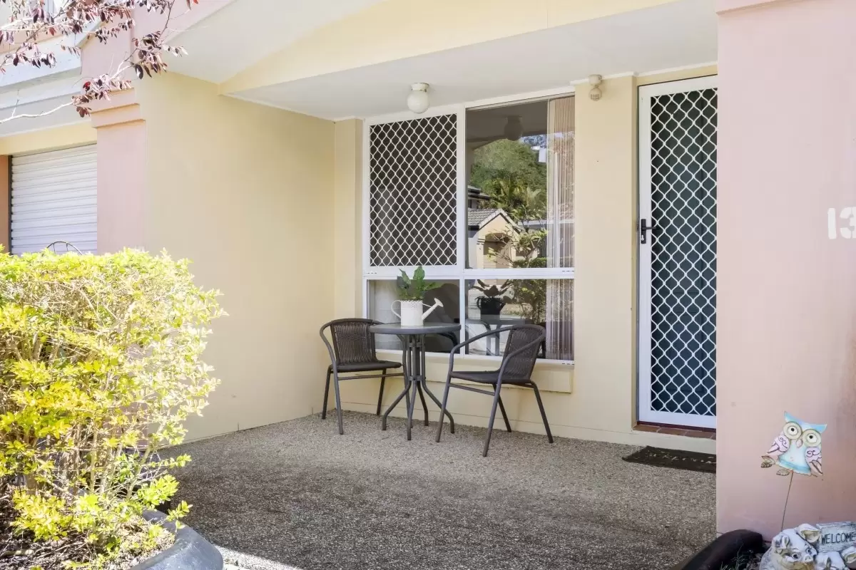 13/4 Bushmead Street, Nerang Sold by  - image 1