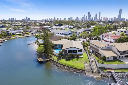 22 Binda Place, Sorrento Sold by 