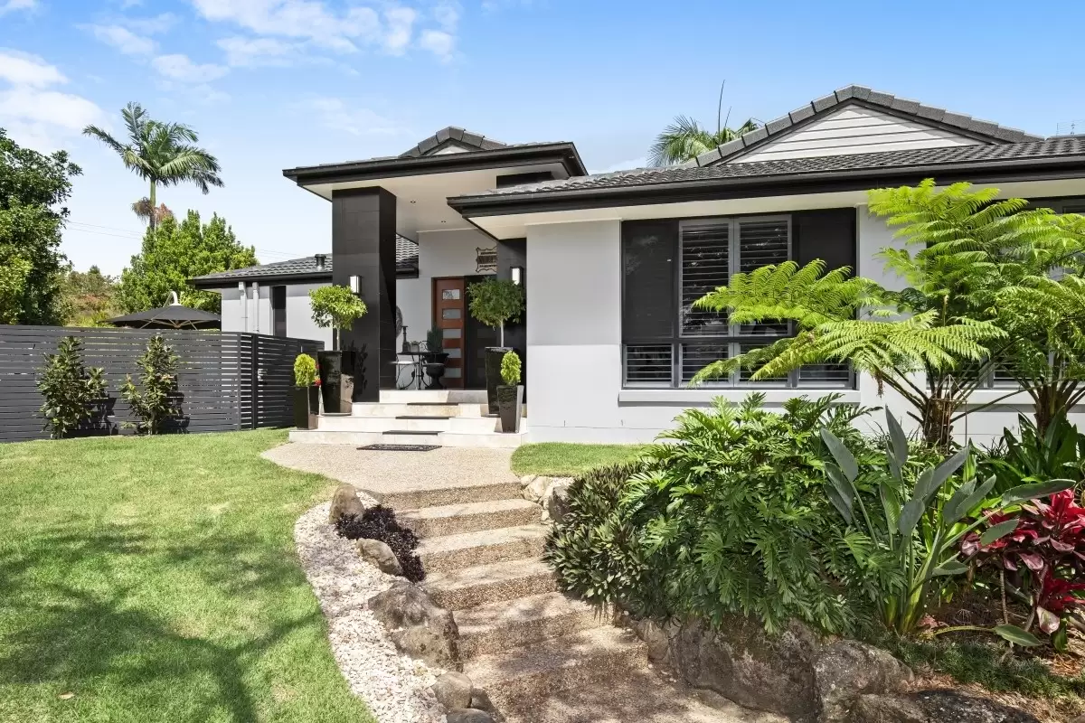 3 Garden Grove Street, Carrara Sold by Queensland Sotheby's International Realty - image 1