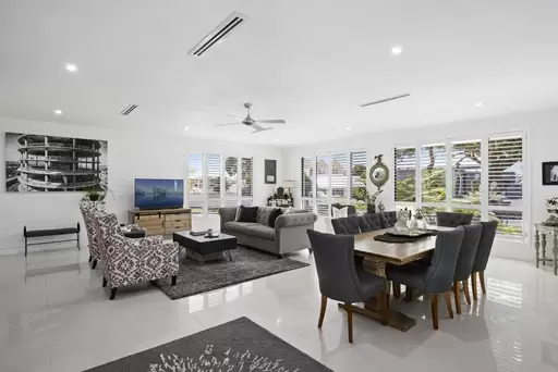 3 Garden Grove Street, Carrara Sold by Queensland Sotheby's International Realty
