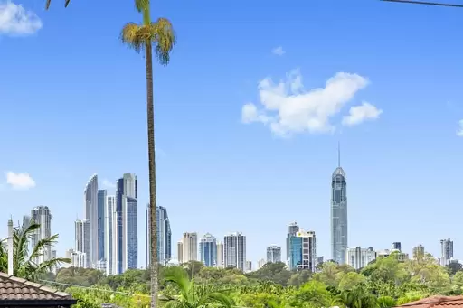28 Tecoma Street, Southport Sold by Queensland Sotheby's International Realty