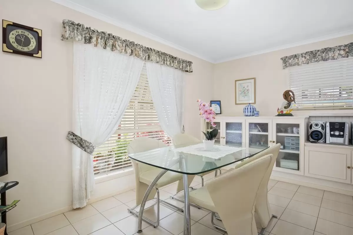 3A Garden Grove Street, Carrara Sold by Queensland Sotheby's International Realty - image 1