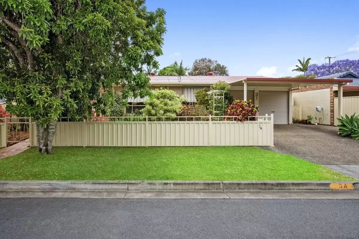 3A Garden Grove Street, Carrara Sold by  - image 1