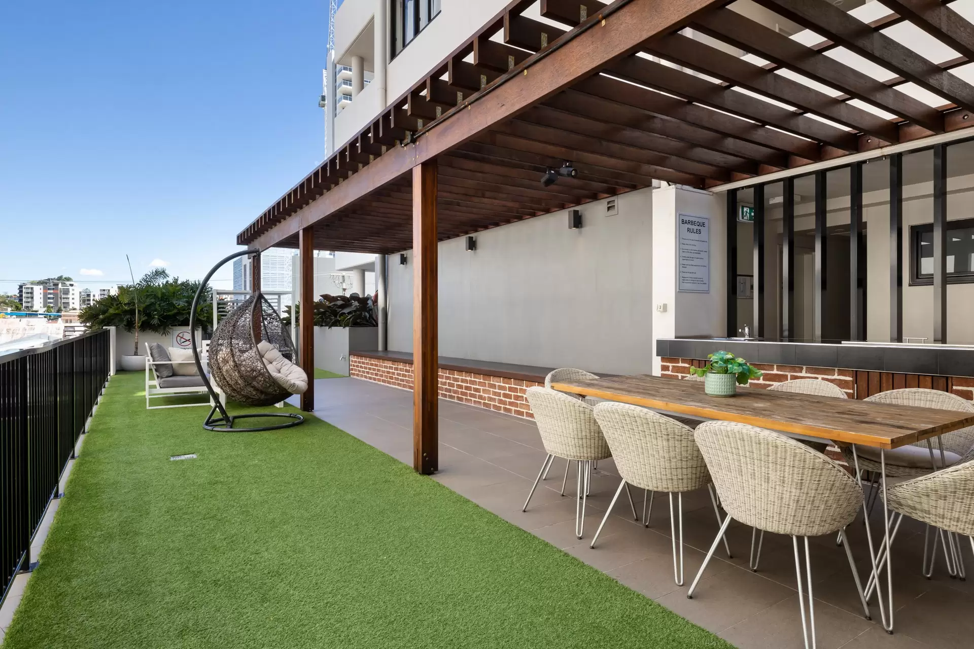505/45 Wellington Road, East Brisbane Sold by  - image 1