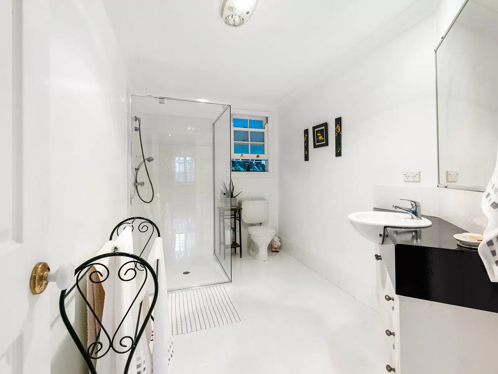 24 Thorrold Street, Wooloowin Sold by Queensland Sotheby's International Realty - image 1