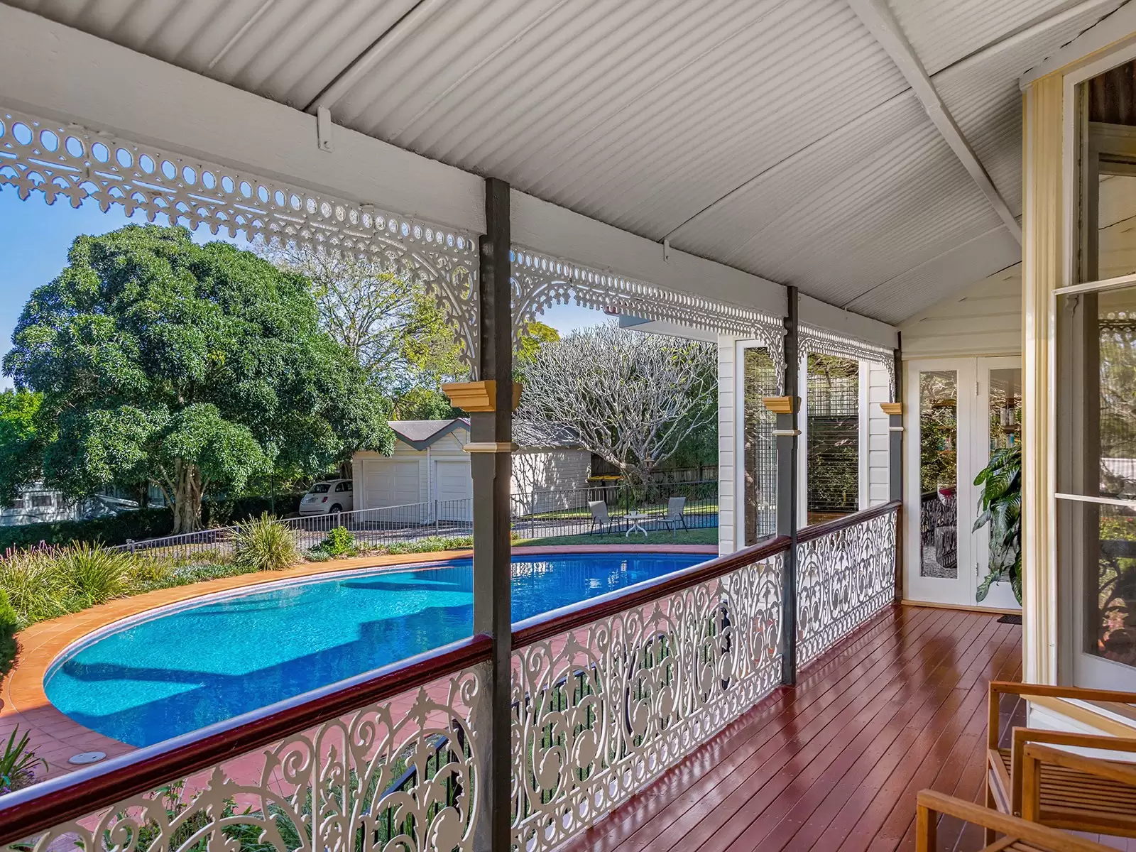 88 Kadumba Street, Yeronga Sold by Queensland Sotheby's International Realty - image 1