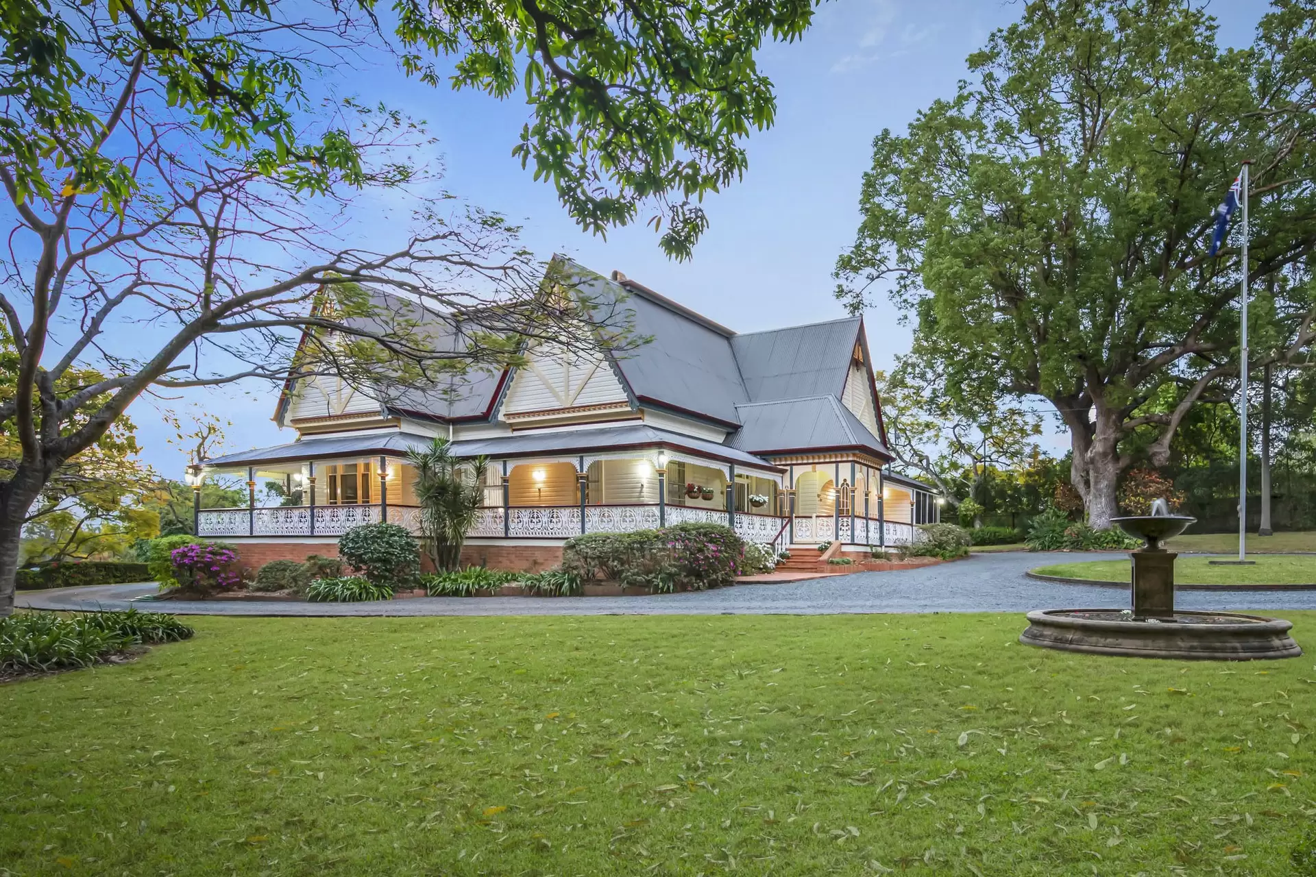 88 Kadumba Street, Yeronga Sold by Queensland Sotheby's International Realty - image 1