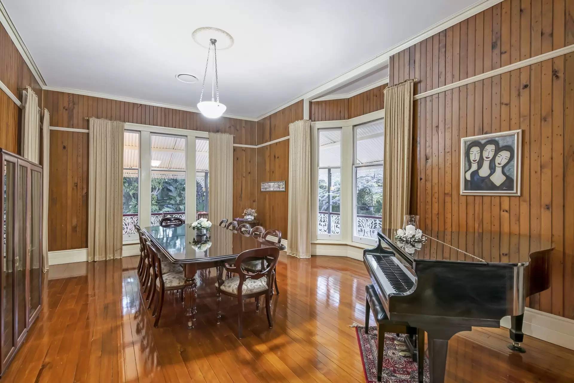 88 Kadumba Street, Yeronga Sold by Queensland Sotheby's International Realty - image 1