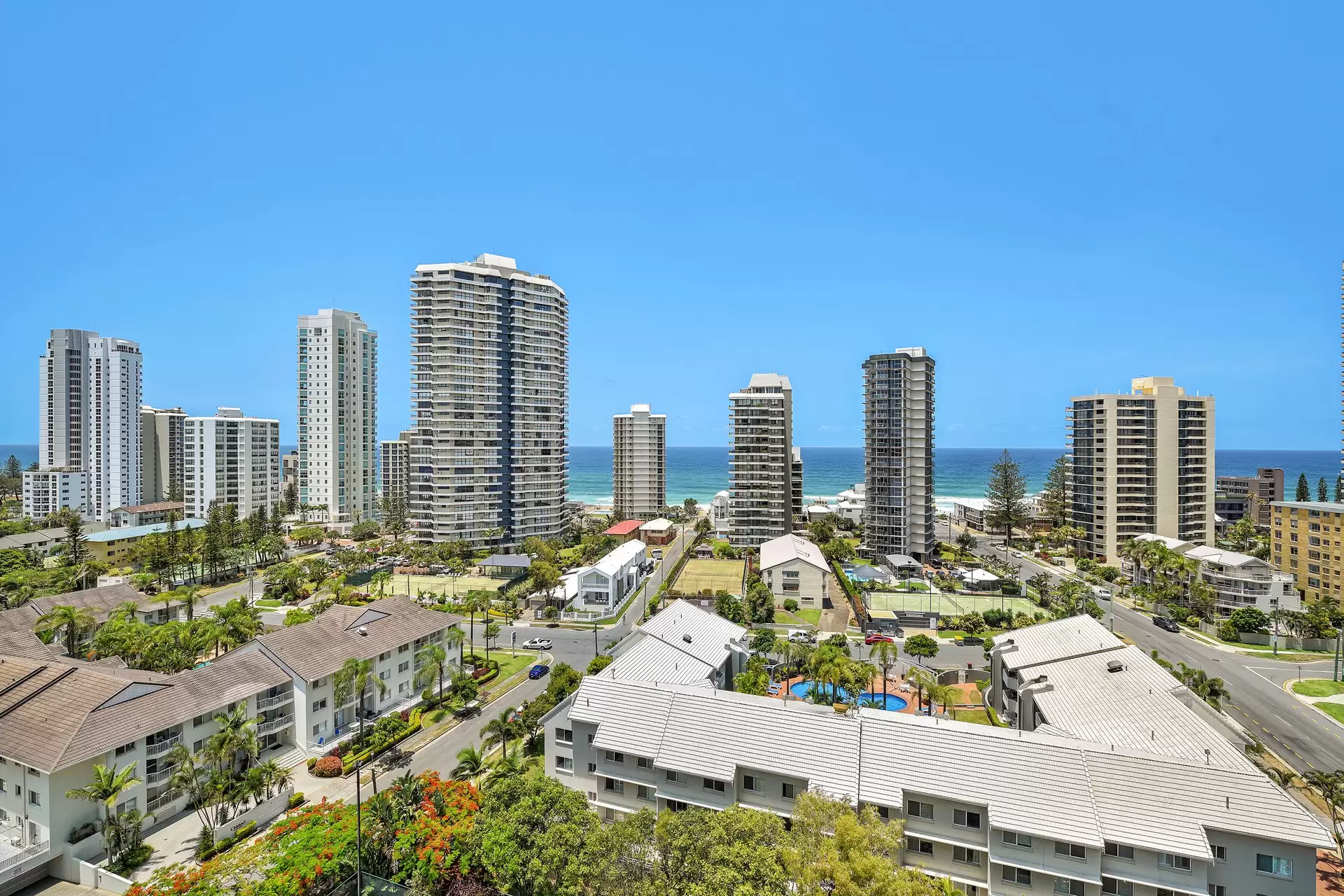 52/15 Breaker Street, Main Beach Sold by  - image 1