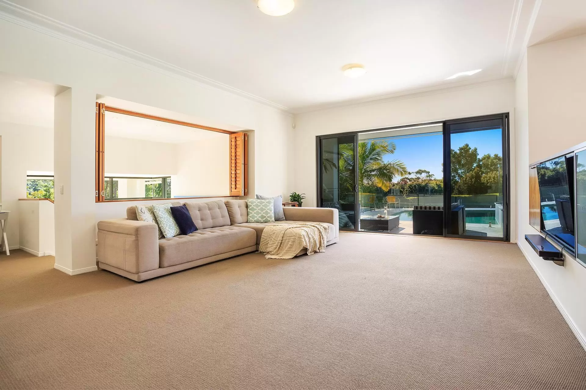 138 Tallai Road, Tallai Sold by Queensland Sotheby's International Realty - image 1