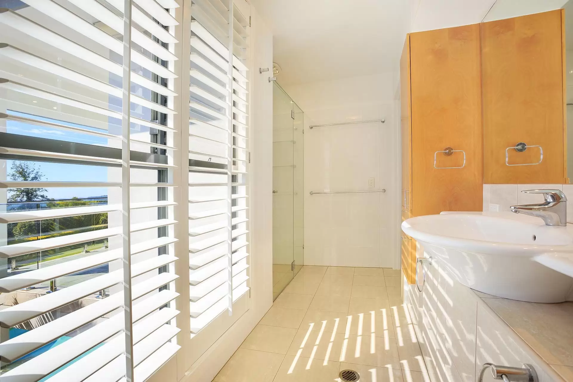 138 Tallai Road, Tallai Sold by Queensland Sotheby's International Realty - image 1