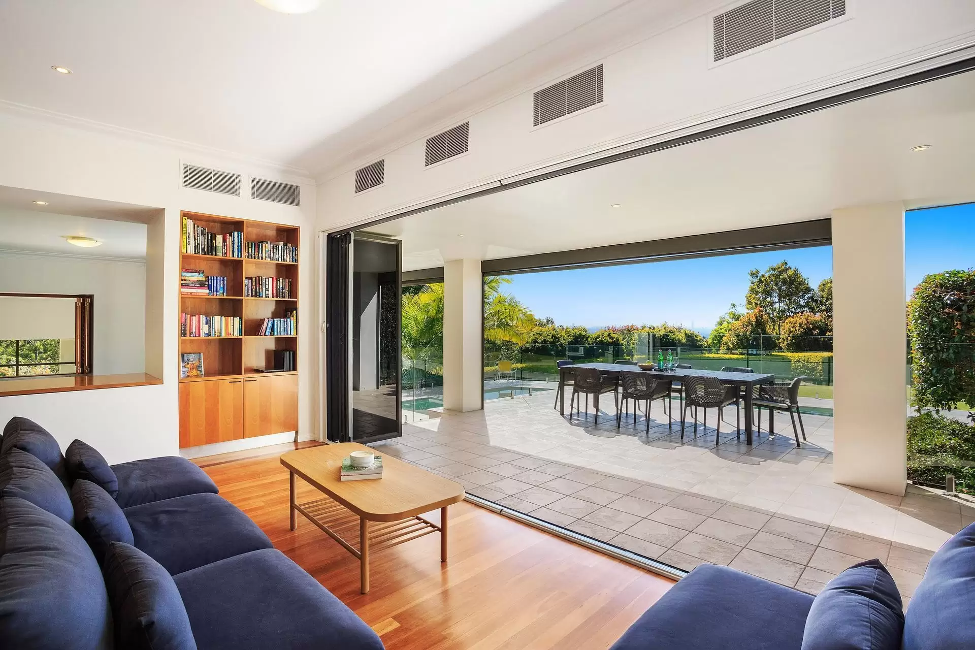 138 Tallai Road, Tallai Sold by Queensland Sotheby's International Realty - image 1