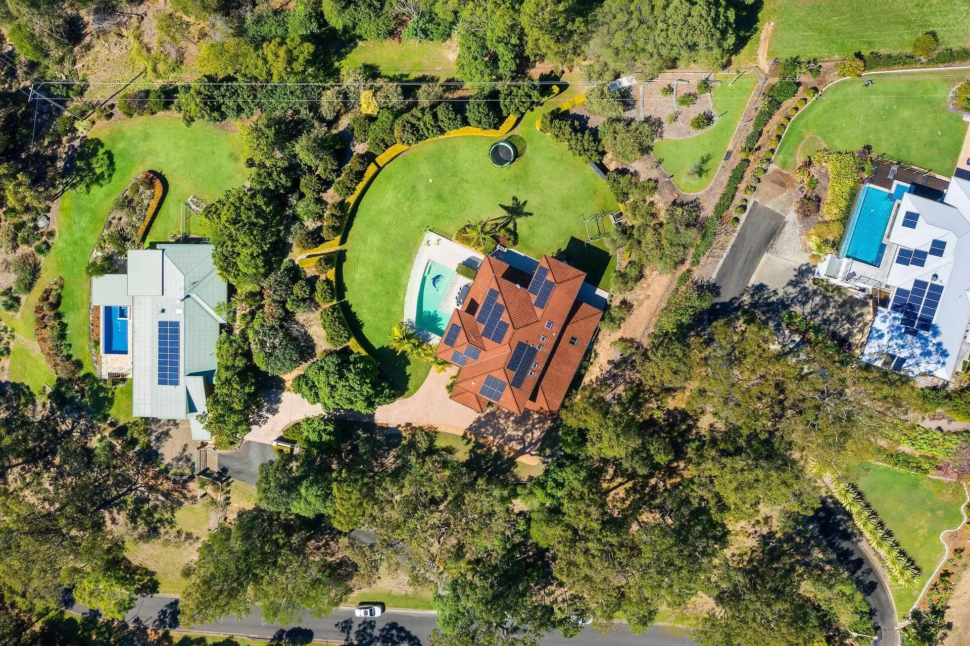 138 Tallai Road, Tallai Sold by Queensland Sotheby's International Realty - image 1