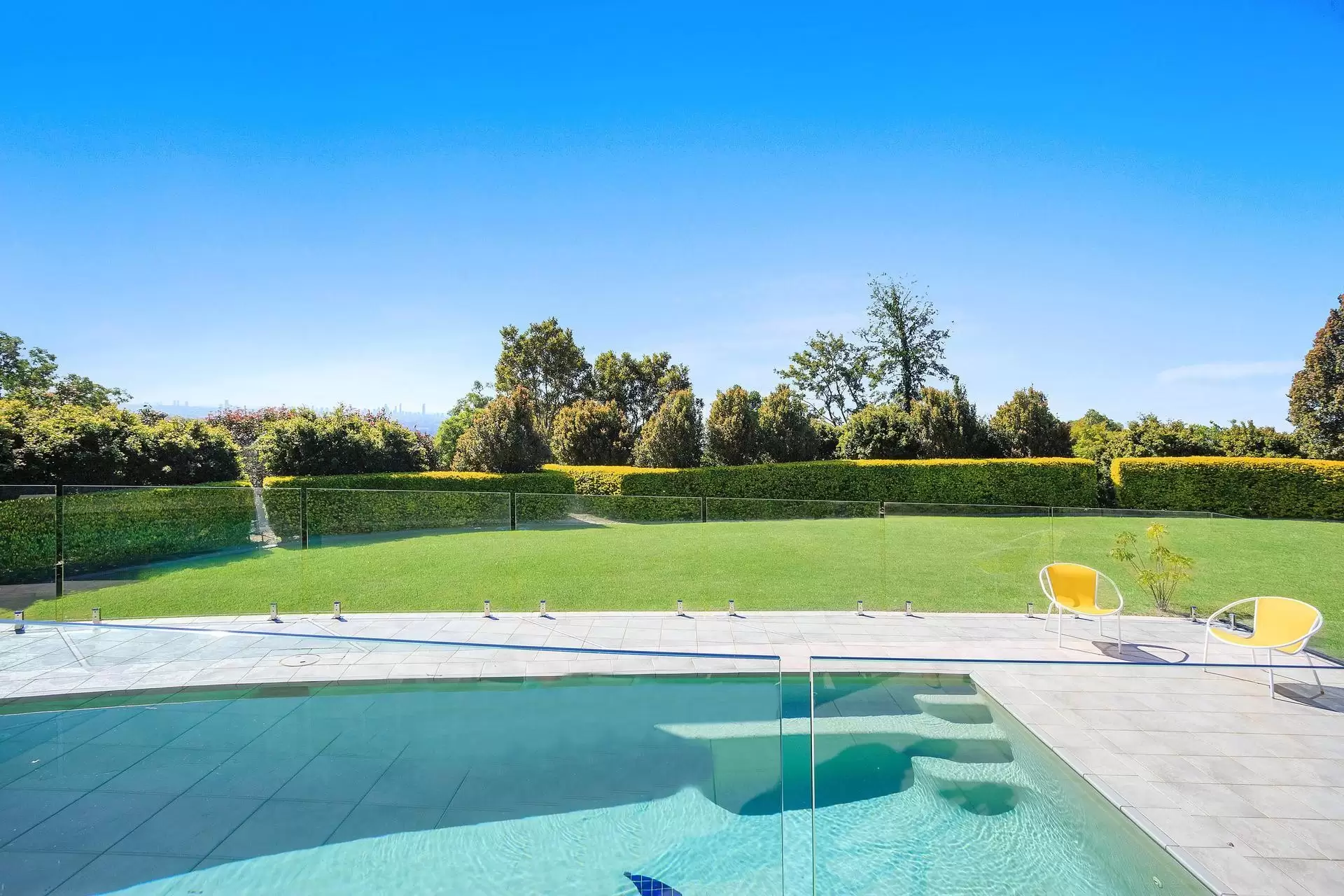 138 Tallai Road, Tallai Sold by Queensland Sotheby's International Realty - image 1