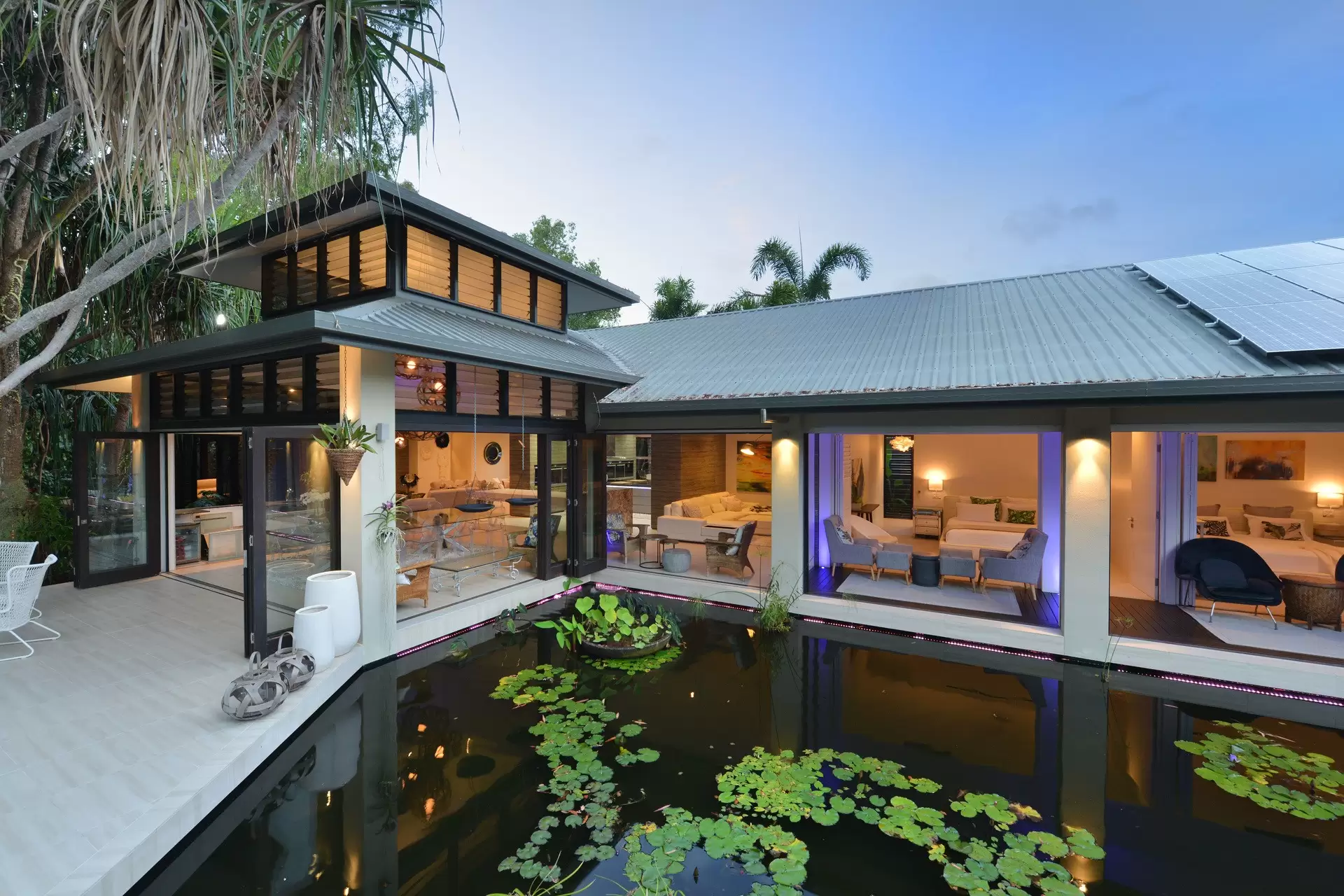 14-32 Barrier Street, Port Douglas Sold by Queensland Sotheby's International Realty - image 1