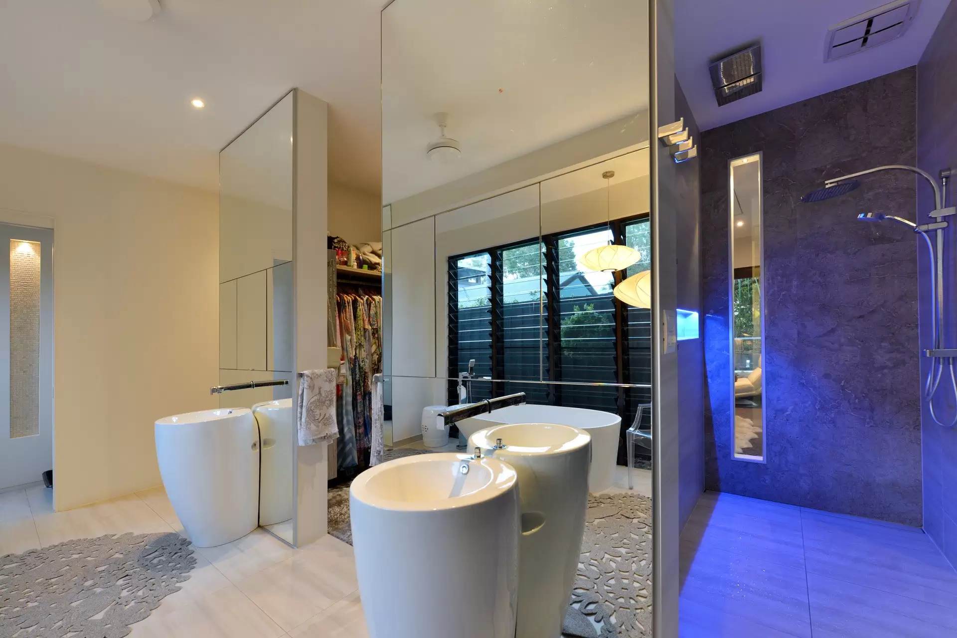 14-32 Barrier Street, Port Douglas Sold by Queensland Sotheby's International Realty - image 1