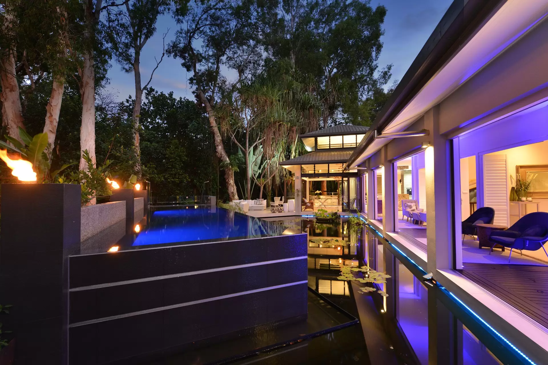14-32 Barrier Street, Port Douglas Sold by Queensland Sotheby's International Realty - image 1