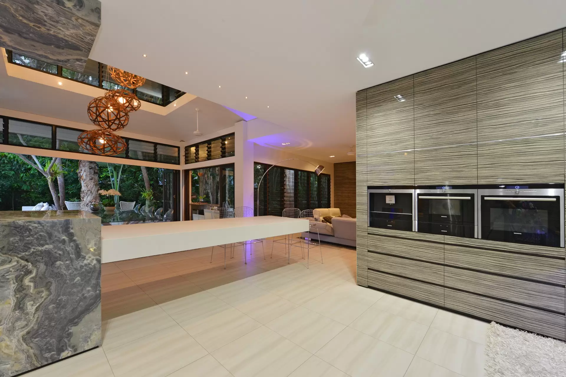 14-32 Barrier Street, Port Douglas Sold by Queensland Sotheby's International Realty - image 1