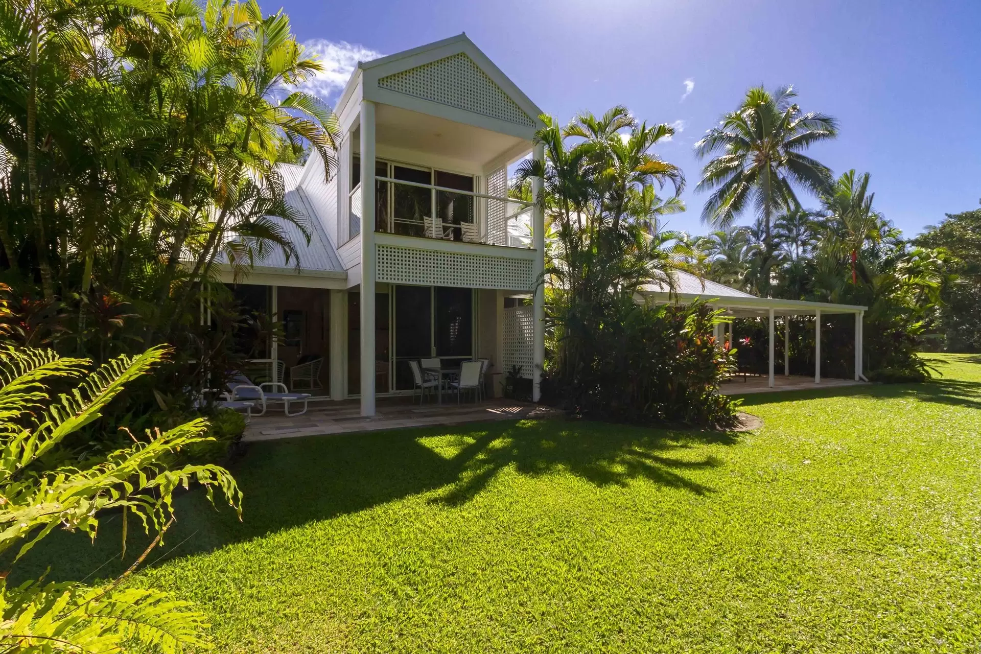 Villa 439 Sheraton Mirage, Port Douglas Sold by  - image 1