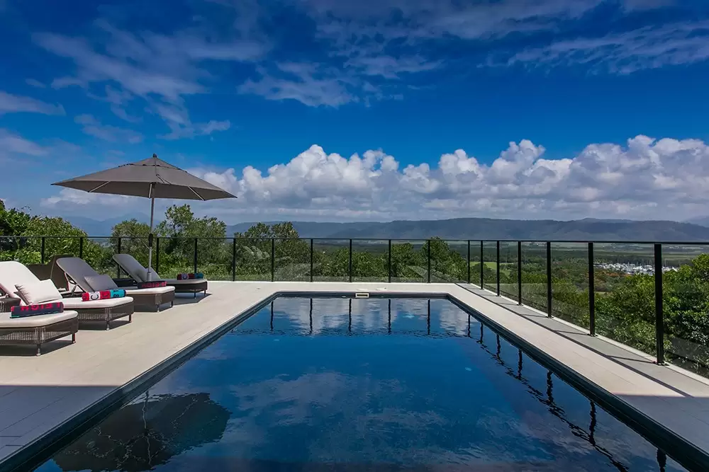 26 Island Point Road, Port Douglas Sold by Queensland Sotheby's International Realty - image 1