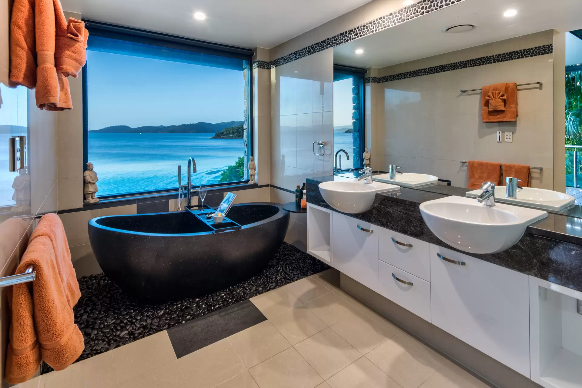54/5 Acacia Drive, Hamilton Island Sold by Queensland Sotheby's International Realty - image 1