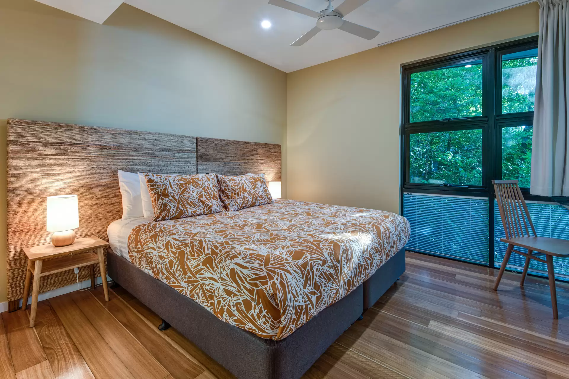 54/5 Acacia Drive, Hamilton Island Sold by Queensland Sotheby's International Realty - image 1
