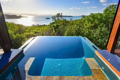 12 Great Northern Highway, Hamilton Island Sold by 