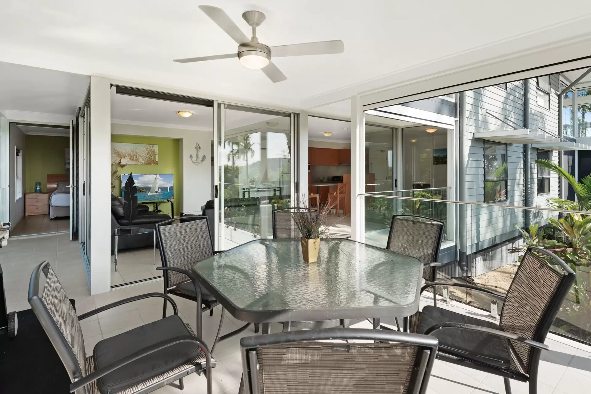 25/5 Banksia Court, Hamilton Island Sold by Queensland Sotheby's International Realty - image 1