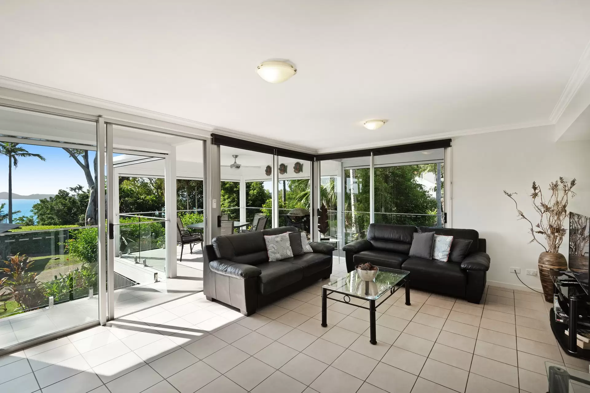 25/5 Banksia Court, Hamilton Island Sold by Queensland Sotheby's International Realty - image 1
