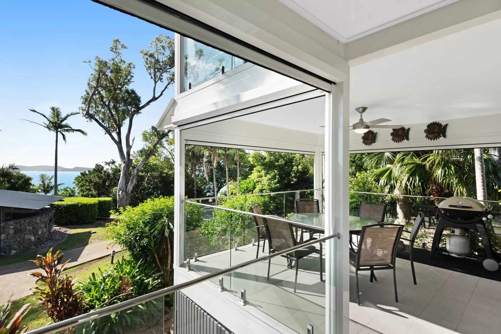 25/5 Banksia Court, Hamilton Island Sold by Queensland Sotheby's International Realty - image 1