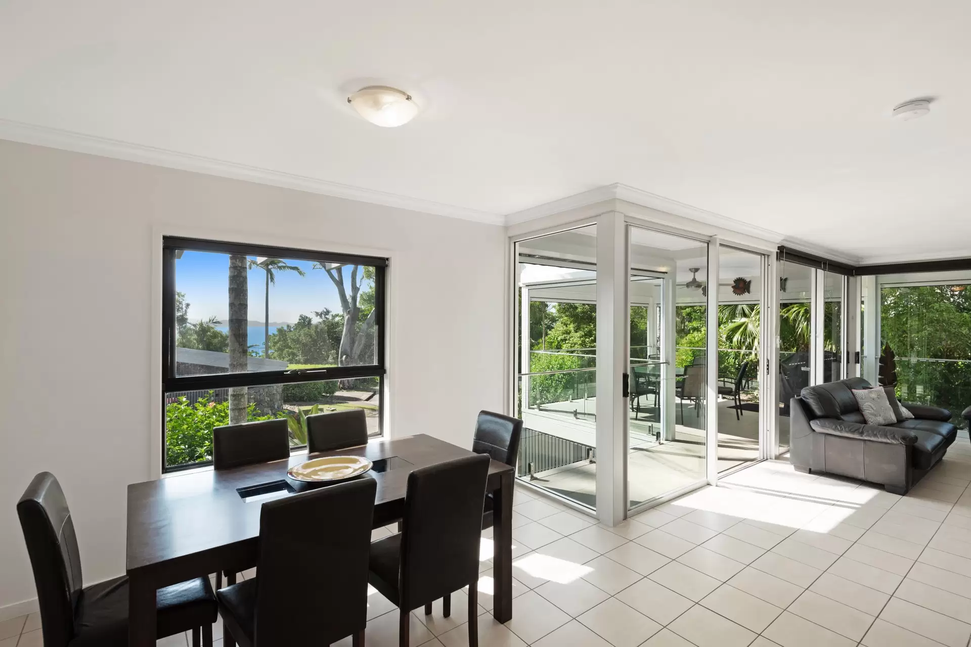 25/5 Banksia Court, Hamilton Island Sold by Queensland Sotheby's International Realty - image 1