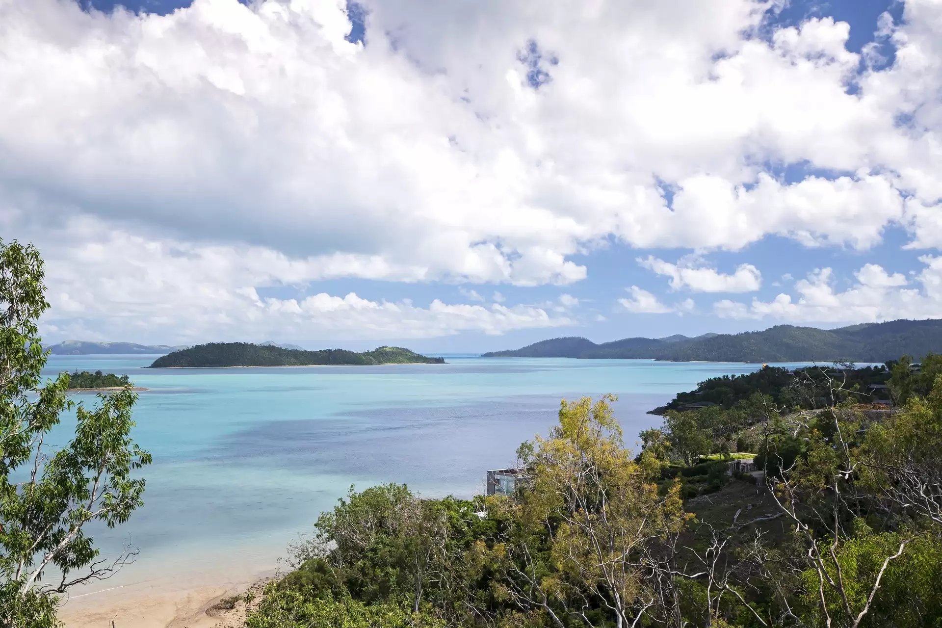 7/7 Acacia Drive, Hamilton Island Sold by Queensland Sotheby's International Realty - image 1