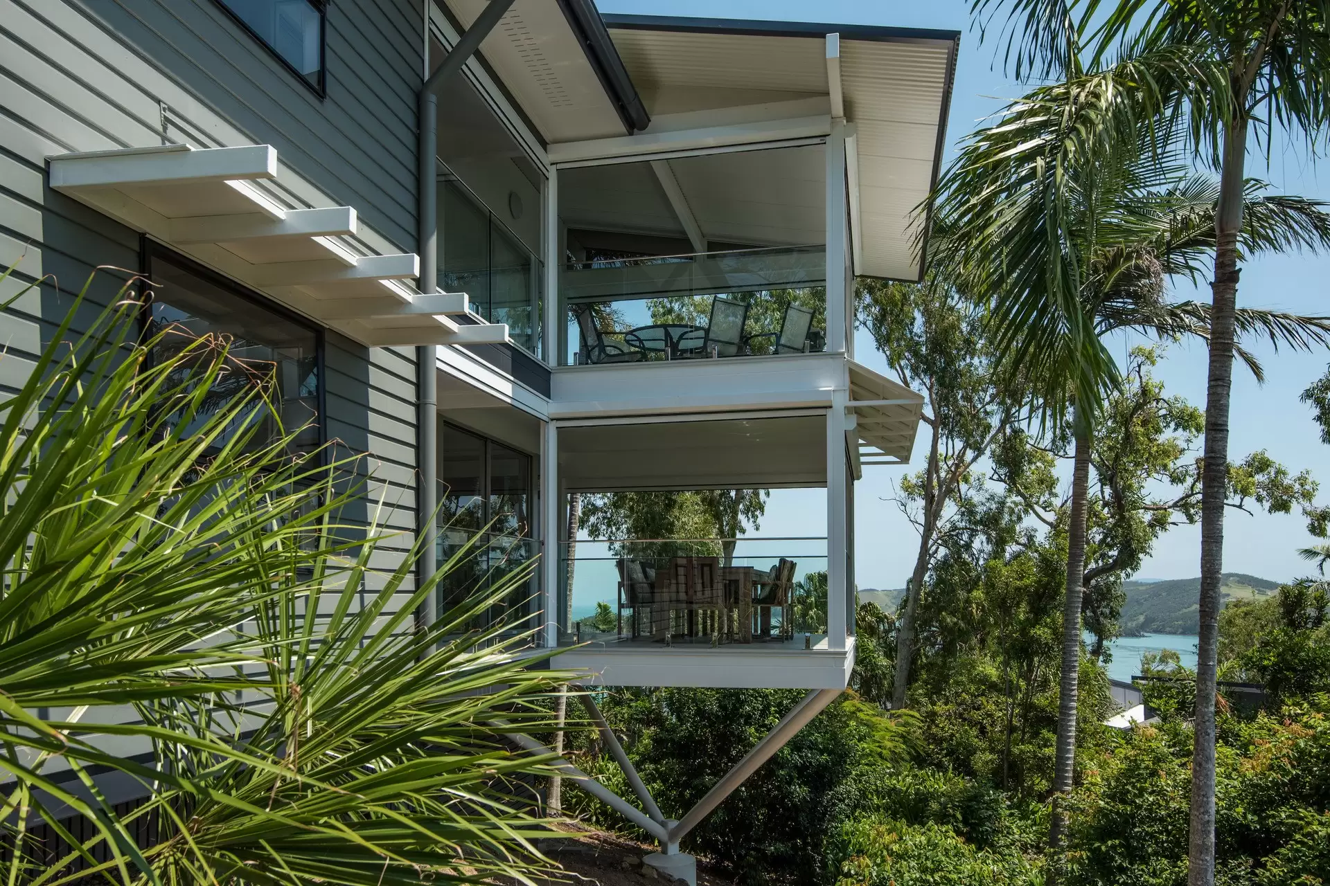 14/5 Banksia Court, Hamilton Island Sold by Queensland Sotheby's International Realty - image 1