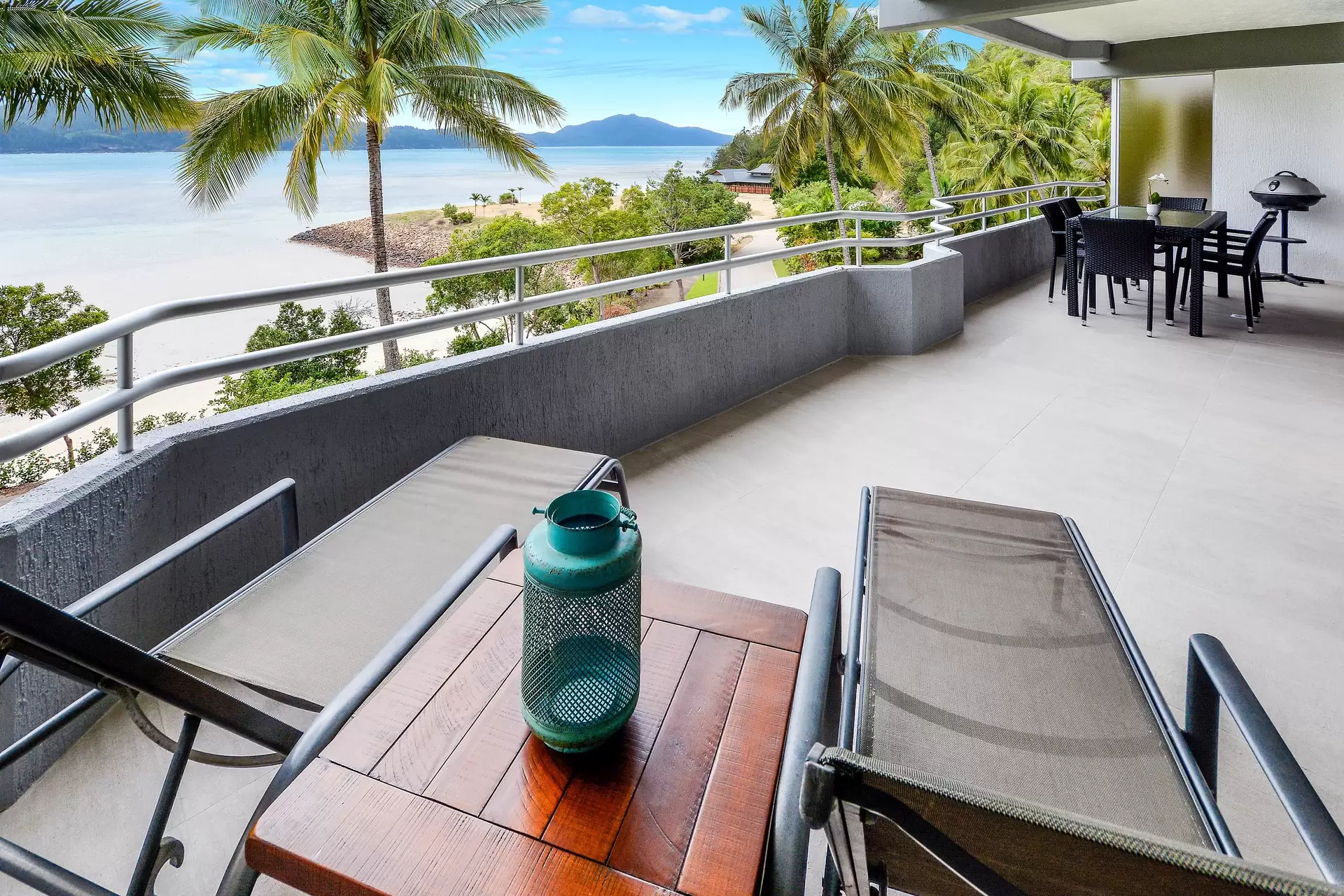 104/20 Resort Drive, Hamilton Island Sold by Queensland Sotheby's International Realty - image 1