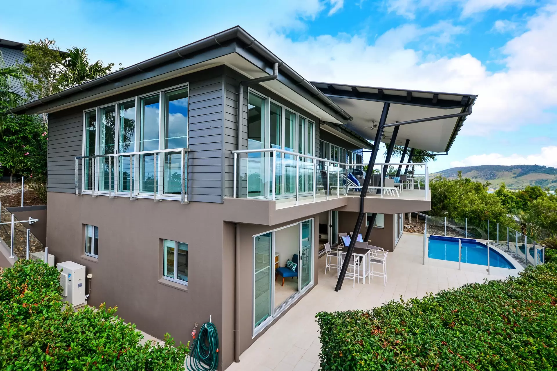 1/18 Whitsunday Boulevard, Hamilton Island Sold by Queensland Sotheby's International Realty - image 1