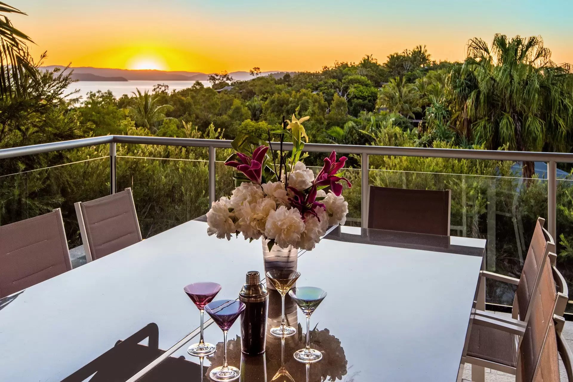 1/18 Whitsunday Boulevard, Hamilton Island Sold by  - image 1