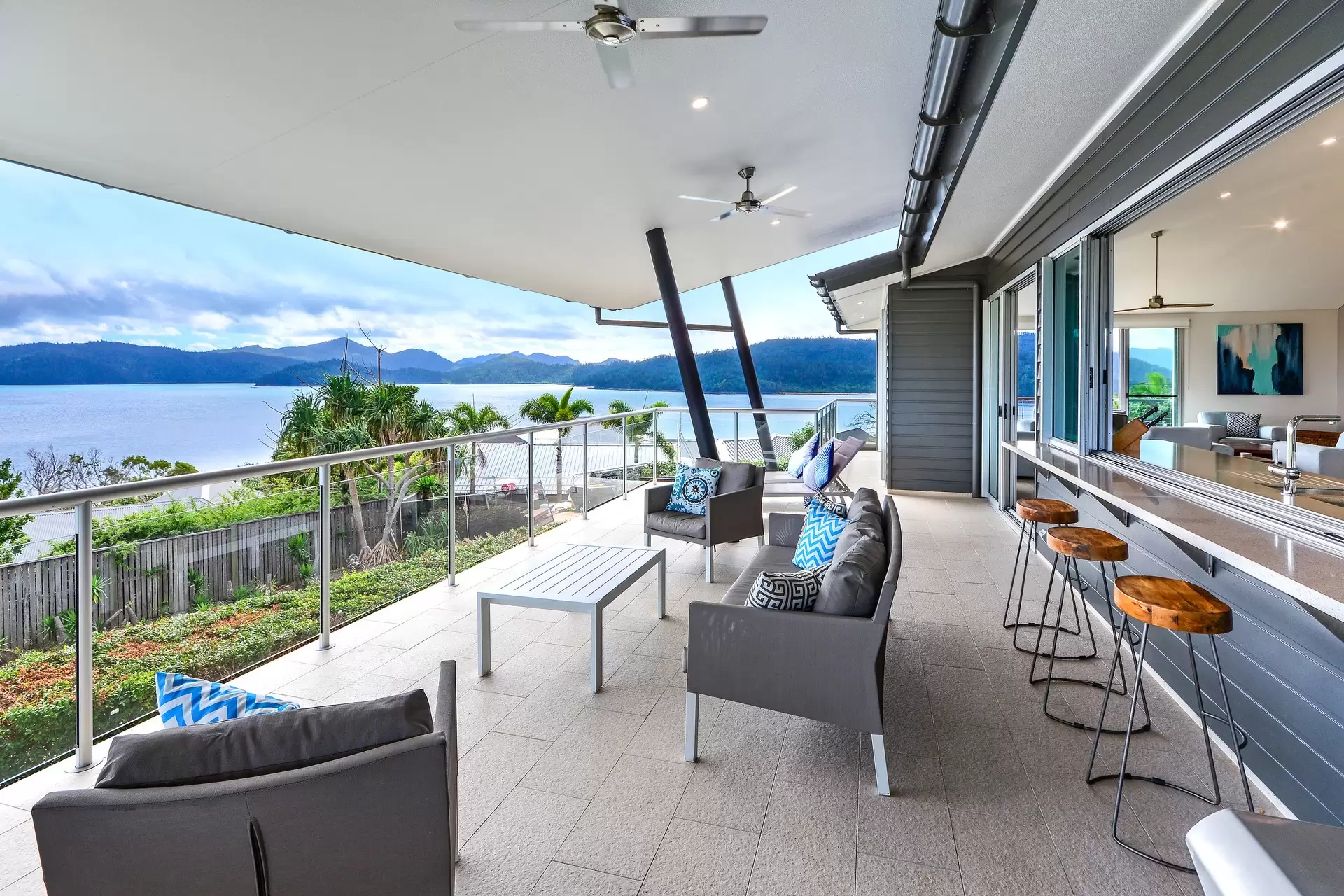 1/18 Whitsunday Boulevard, Hamilton Island Sold by  - image 1