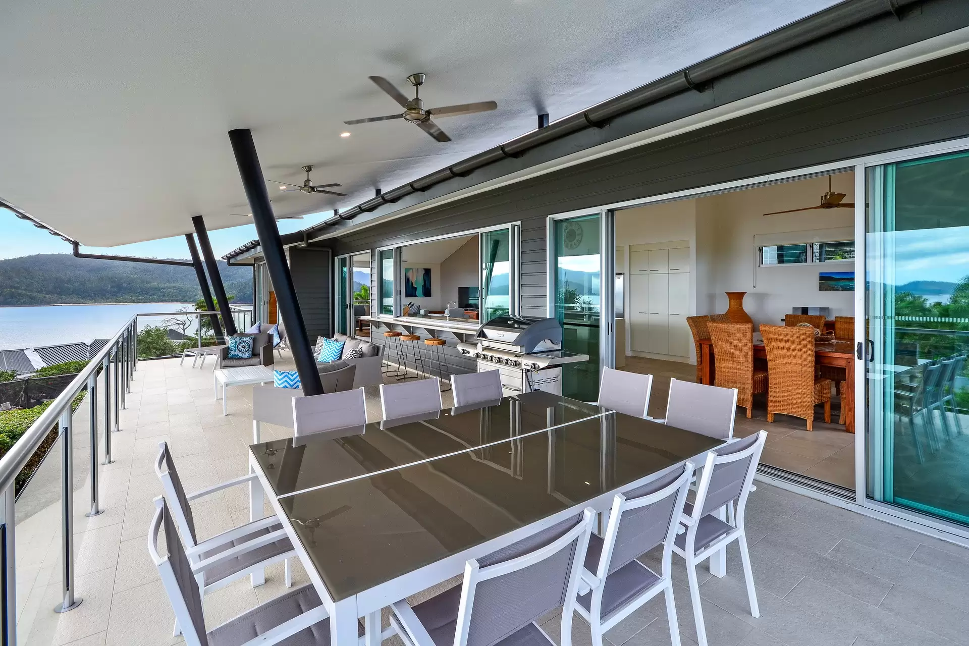 1/18 Whitsunday Boulevard, Hamilton Island Sold by  - image 1