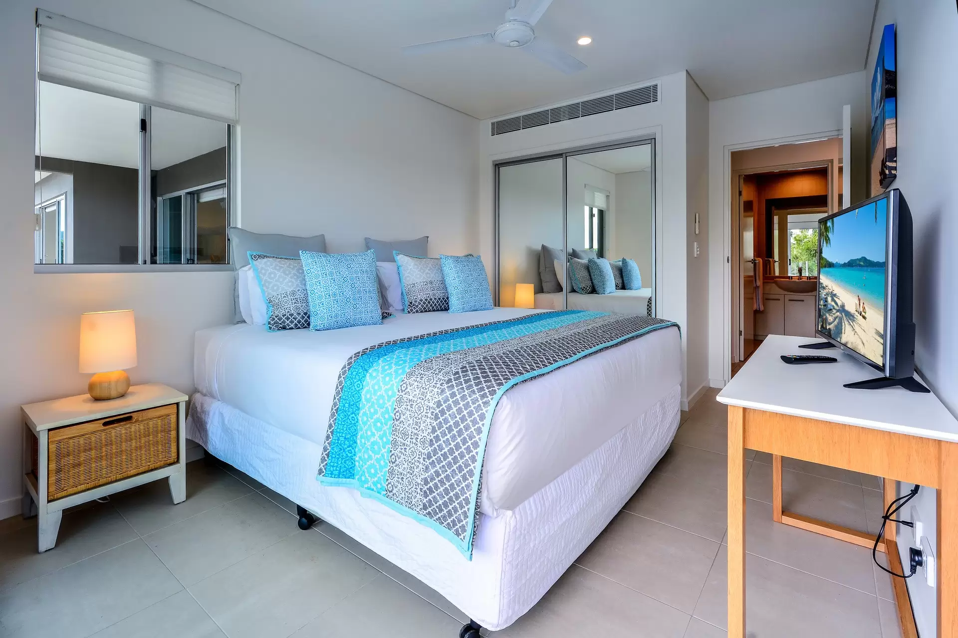 1/18 Whitsunday Boulevard, Hamilton Island Sold by Queensland Sotheby's International Realty - image 1