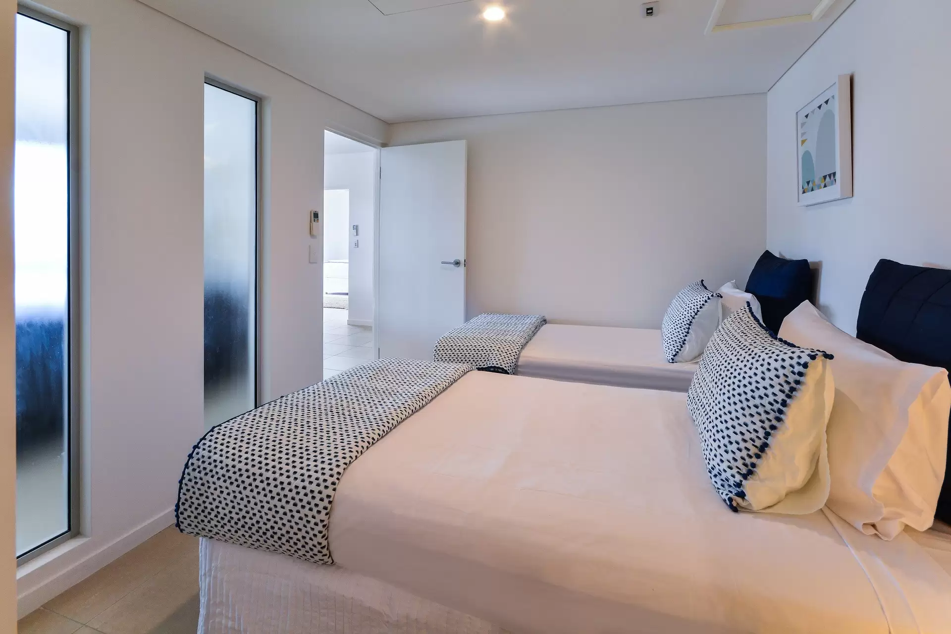 1/18 Whitsunday Boulevard, Hamilton Island Sold by Queensland Sotheby's International Realty - image 1