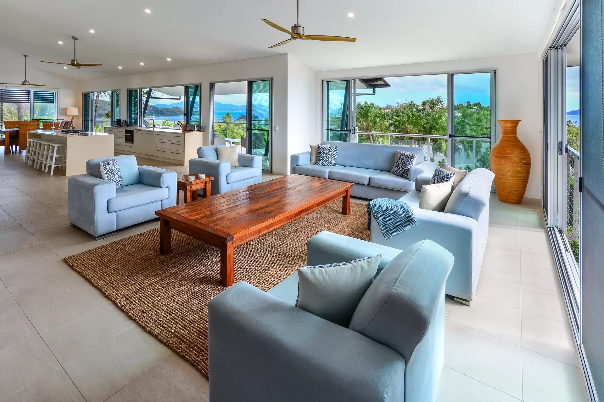 1/18 Whitsunday Boulevard, Hamilton Island Sold by Queensland Sotheby's International Realty - image 1
