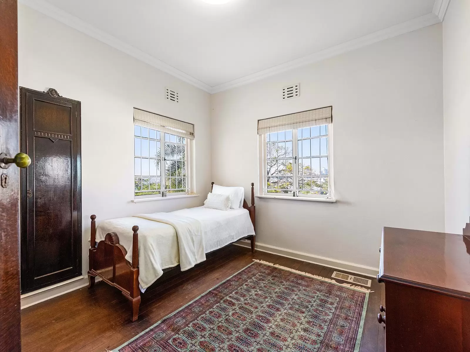 31 MacKay Street, Windsor Sold by Queensland Sotheby's International Realty - image 1