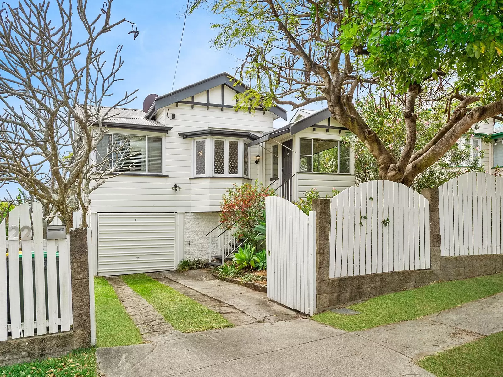 22 Wride Street, Wooloowin Sold by  - image 1