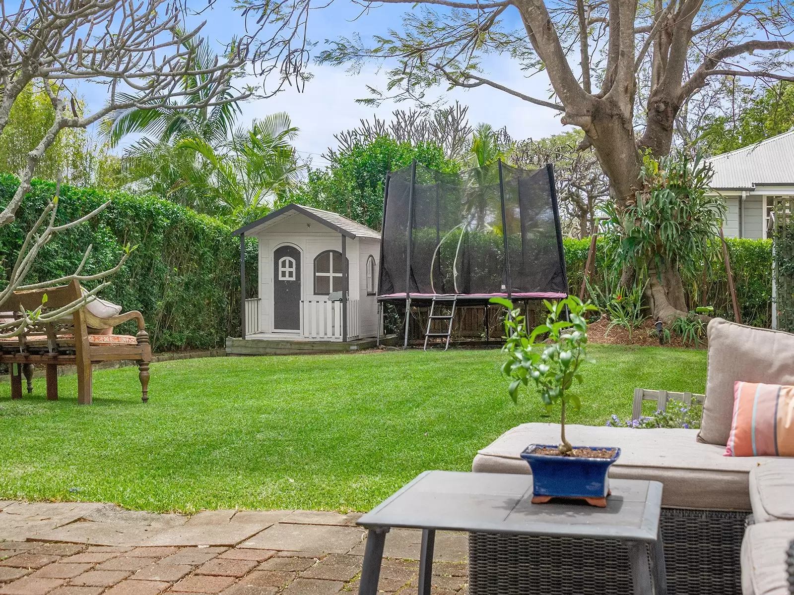 22 Wride Street, Wooloowin Sold by Queensland Sotheby's International Realty - image 1