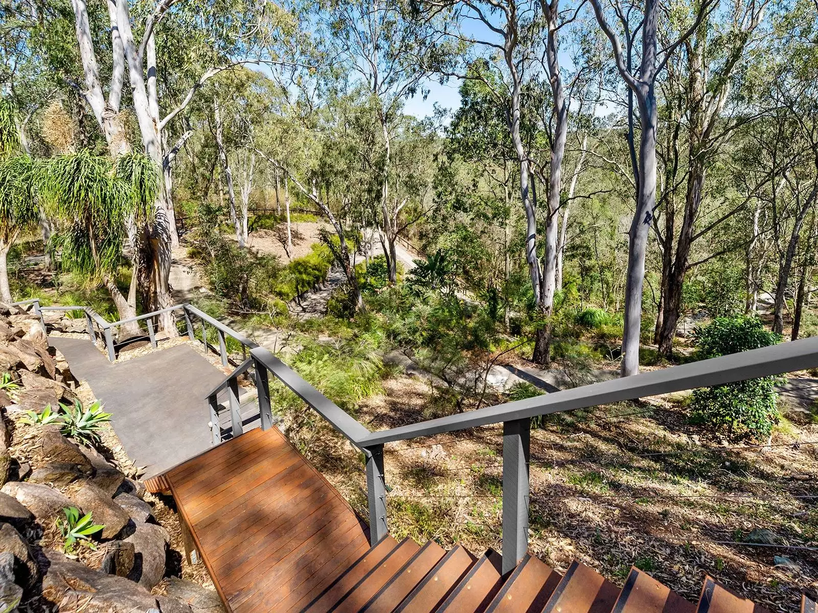38 Annabel Street, Kenmore Sold by Queensland Sotheby's International Realty - image 1